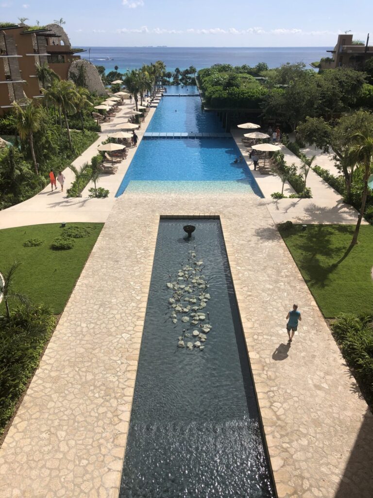 Hotel Xcaret Arte